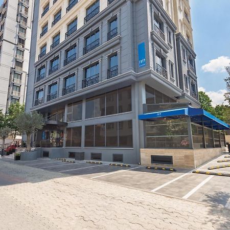 ホテル Tryp By Wyndham Istanbul Atasehir エクステリア 写真