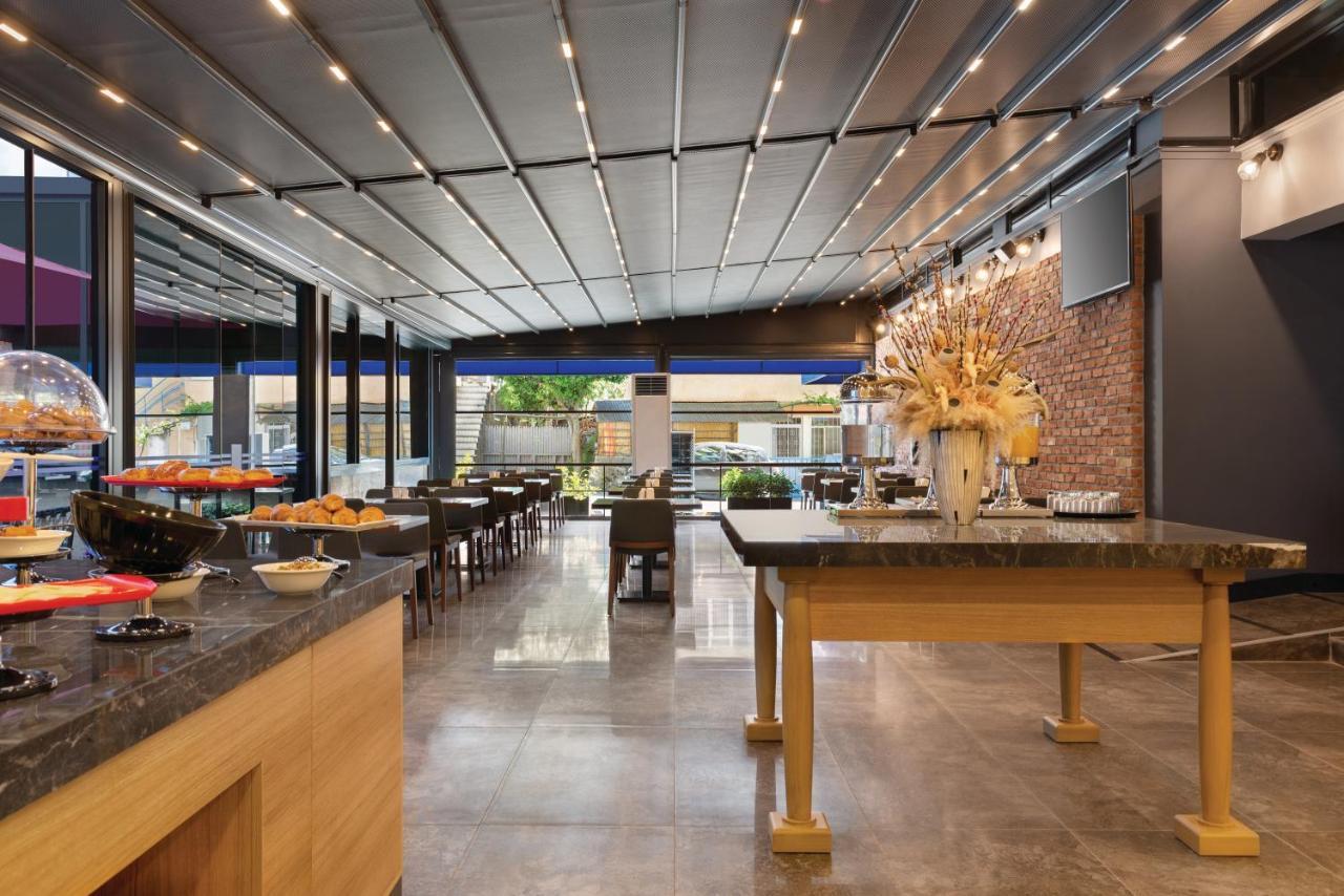 ホテル Tryp By Wyndham Istanbul Atasehir エクステリア 写真