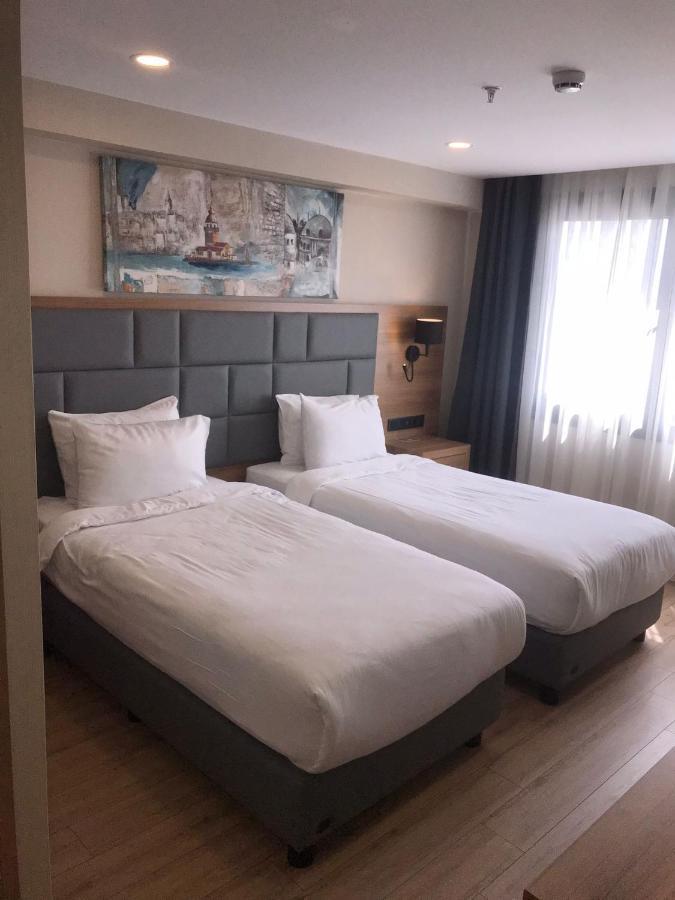 ホテル Tryp By Wyndham Istanbul Atasehir エクステリア 写真