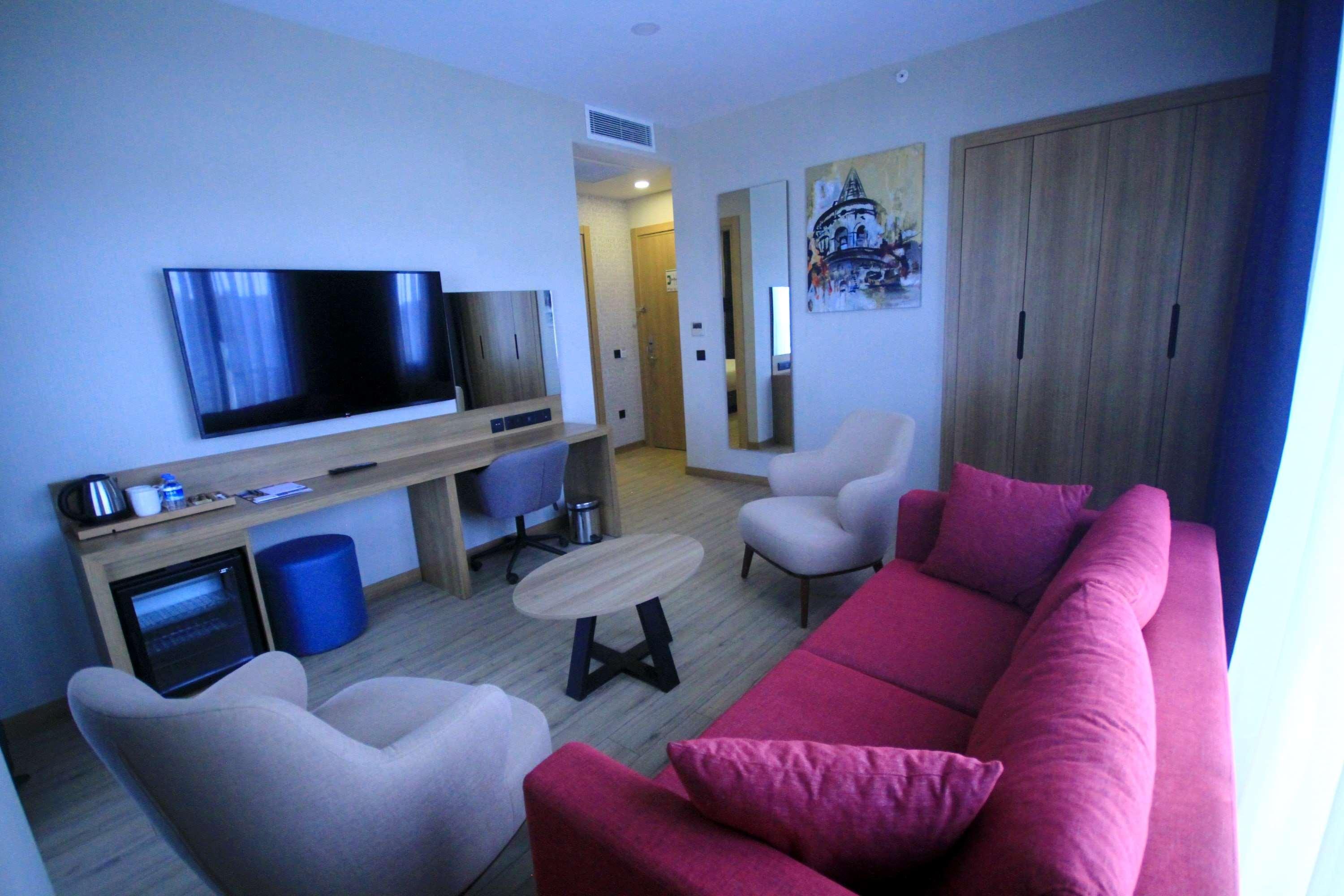 ホテル Tryp By Wyndham Istanbul Atasehir エクステリア 写真