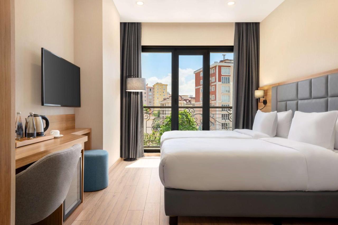 ホテル Tryp By Wyndham Istanbul Atasehir エクステリア 写真